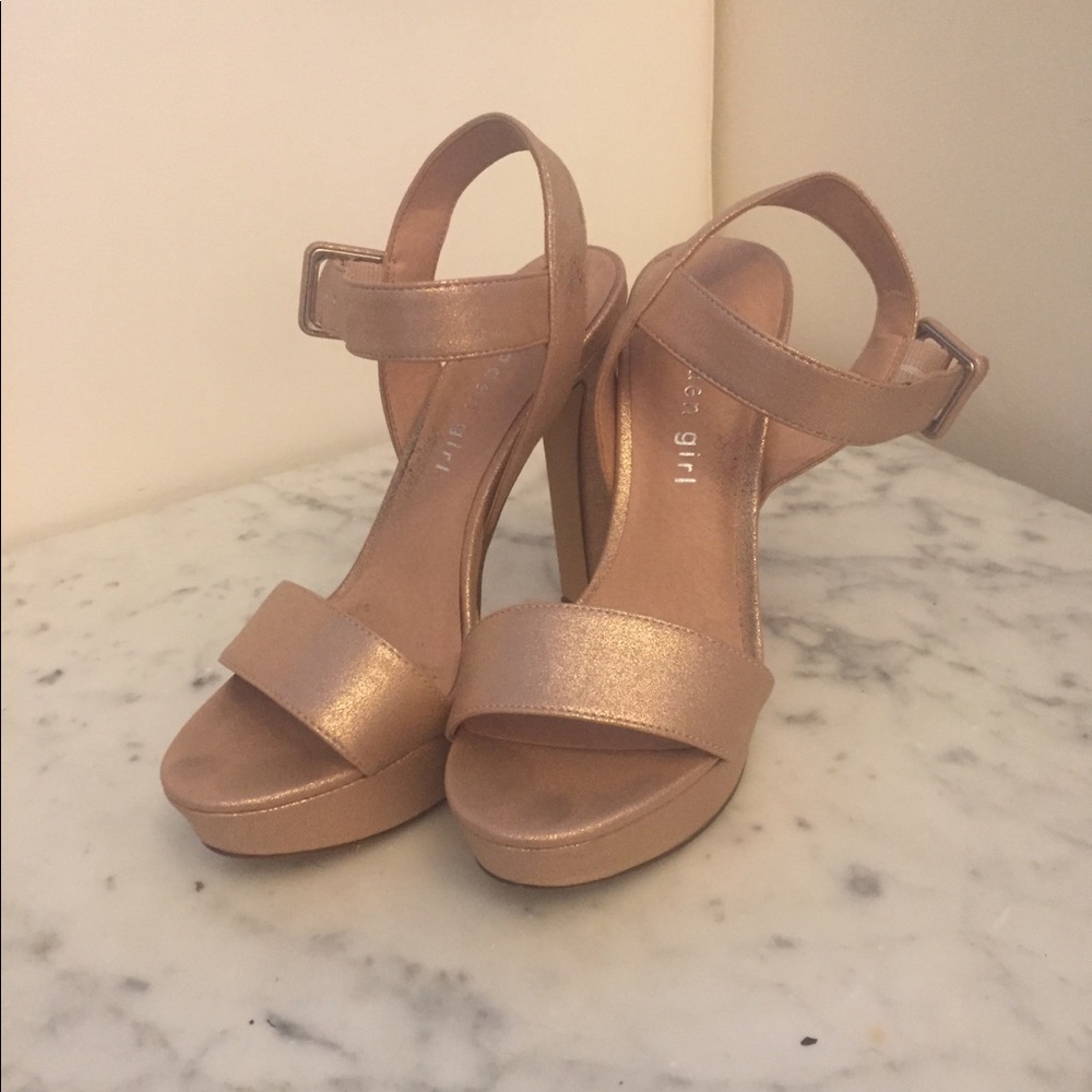 Steve Madden rose gold platform heels